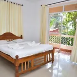 Cliff Heaven 2 Bhk Ac Apartment