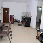 Cliff Heaven 2 Bhk Ac Apartment